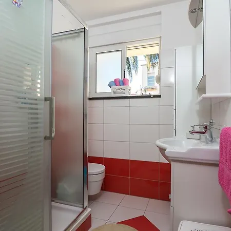 Marina Apartment *