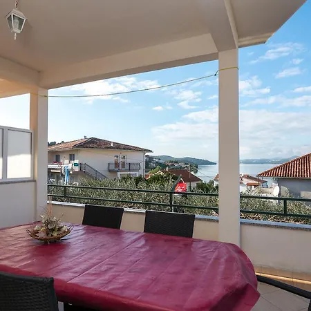 Apartment Marina *